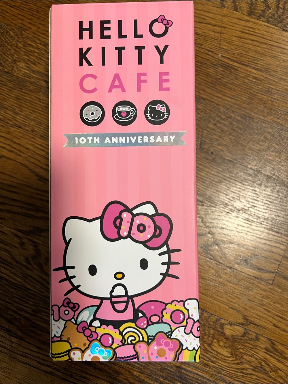 Hello Kitty Cafe box and charm